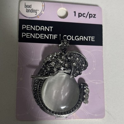 Bead Landing silver elephant Pendant