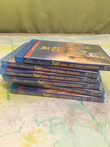 NEW Toy Story That Time Forgot Blu-Ray Digital HD DVD - Imagen 3 de 3