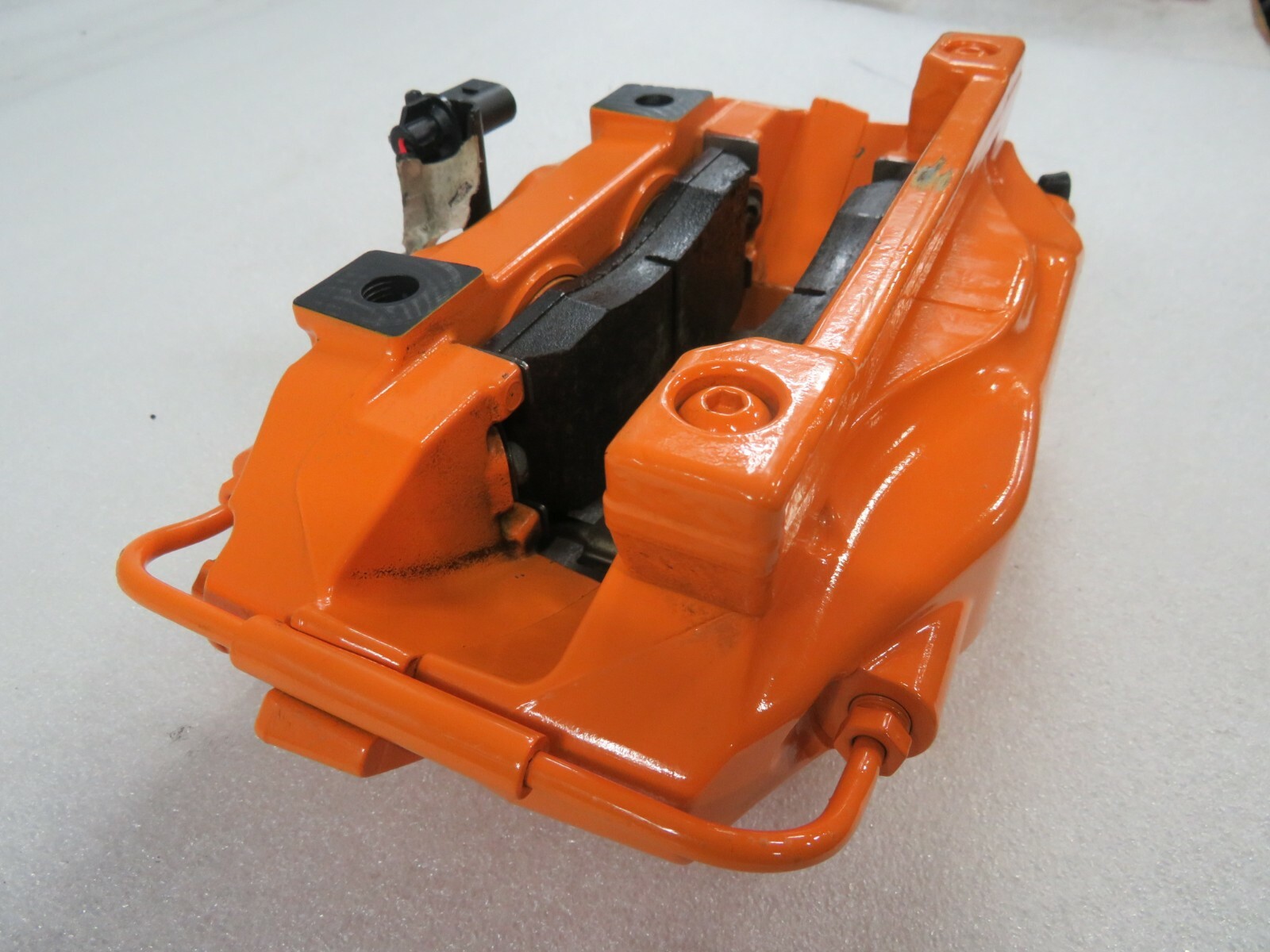 Lamborghini Huracan, RH, Rear Brake Caliper, Orange, Scratched, P/N 4T0615406H
