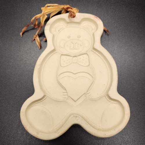Vintage Pampered Chef Stoneware Teddy Bear Cookie Mold 1991 Retired - Picture 1 of 3