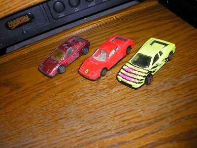 Lot of 3 Different Matchbox Maisto Ferrari Testarossa Super Sport Cars Free SHIP