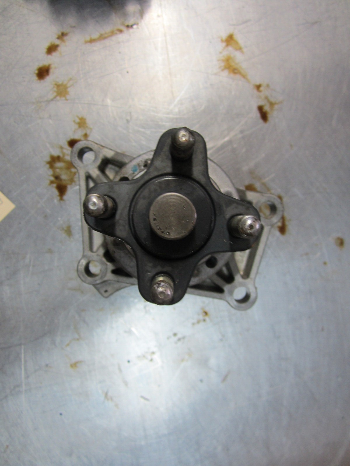 Water Coolant Pump For 02-03 Suzuki XL-7  2.7
