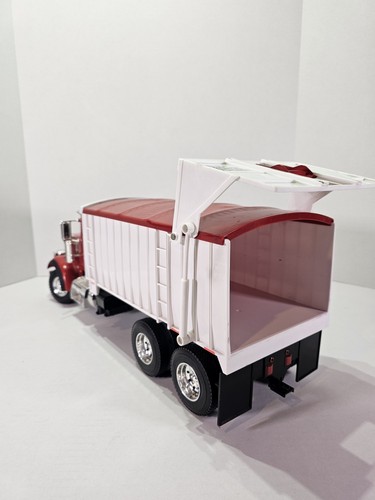 Ertl Big Farm Peterbilt 367 Truck With Grain Box Lights & Sounds Work 21" 1/16th - Picture 10 of 21