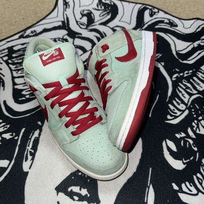 Nike SB Dunk Mint Gym Red 10M Very Clean with Xtra laces