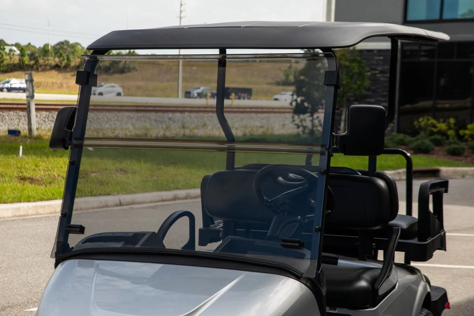 Parabrisas de carro de golf RedDot 3/16" modificado por impacto para E-Z-GO RXV 2024-up - tintado Foto 3 de 4