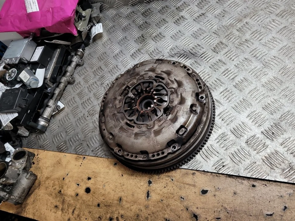 NISSAN QASHQAI J10 SUV 5DR2007-2013 2.0 FLYWHEEL DUAL MASS 8200907206 - Image 3 of 4