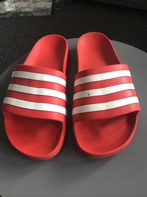 how to clean adidas cloudfoam slides