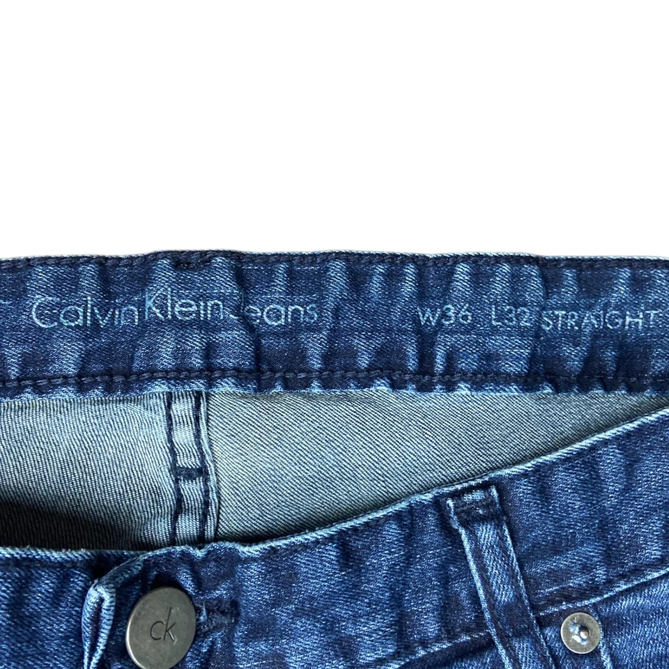 Pantalones de mezclilla desgastados elásticos lavado azul pierna recta Calvin Klein talla 36 X 31 Foto 3 de 4