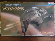 Star Trek Voyager, Kazon Ship Model Kit, Monogram, NIB