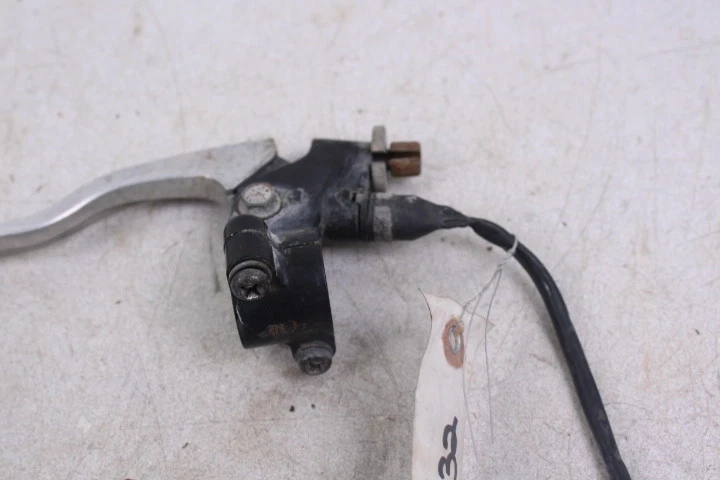 2002 YAMAHA GRIZZLY 660 YFM 660 Left Front Brake Lever - Image 3 of 4