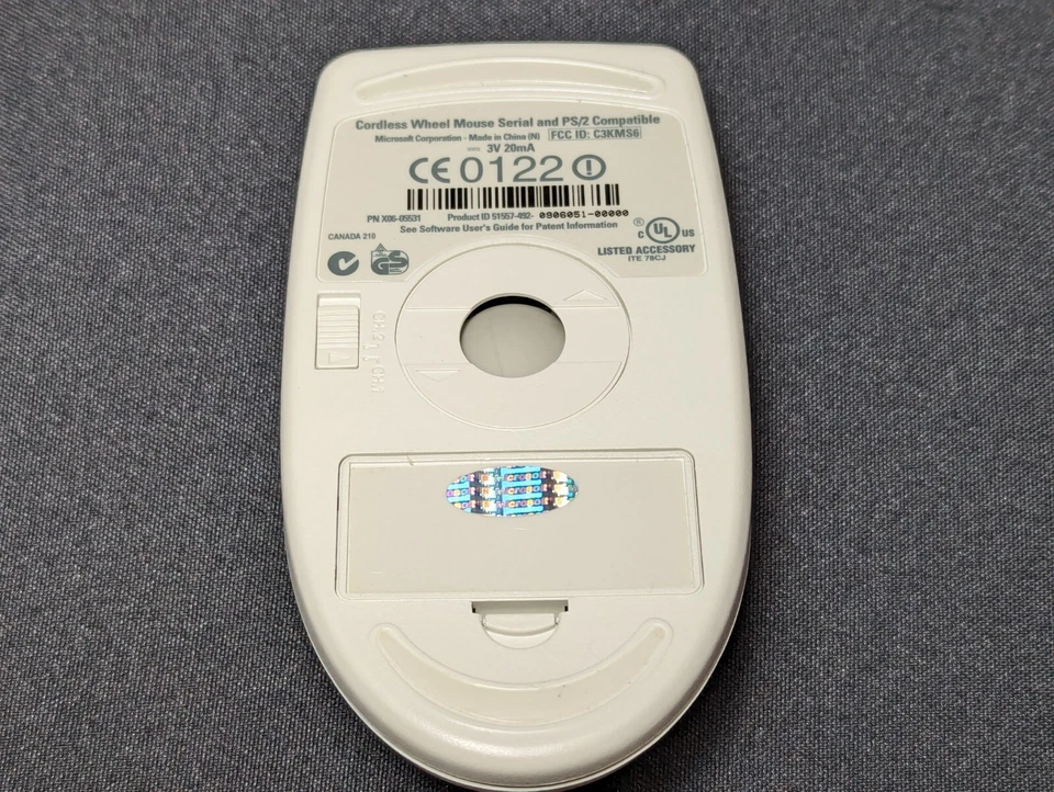 VTG Microsoft Cordless Wheel Mouse Wireless NEW X05-43135XB Serial Port PS/2 - Image 4 of 4