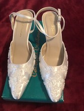White Satin heels embellished with pearls