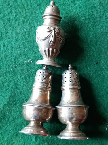 3 × Hallmarked Silver Pepper Pots ~ B/Ham Marks ~ 55.7g Of Silver.