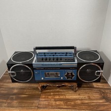 Vintage Realistic SCR-19 AM/FM Cassette Player Radio W/Power Cord Eats Tapes SEE