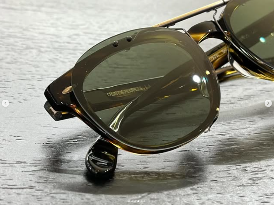 SHELDRAKE FLIP-UP CLIP -ON(OV5036C) GREY POLAR 47MM MSRP$259 frame