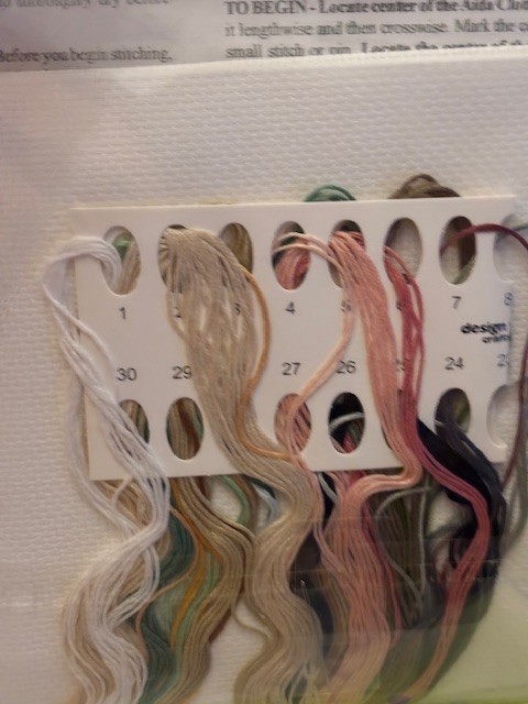 Design Works “Love Is” Counted Cross Stitch Kit 10"X10"  New Free Shipping