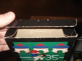 10 Yard Fight Complete with Box & Manual Hang Tab NES Nintendo