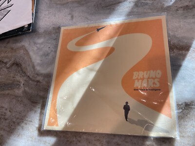 BRUNO MARS LP DOO-WOPS & HOOLIGANS 2010  Elektra    1-525393 Black Vinyl M/M