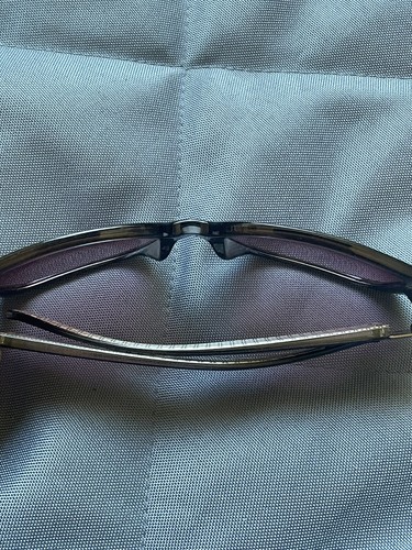 LIZ CLAIBORNE New York Oversized Sunglasses 81714 - Picture 5 of 7