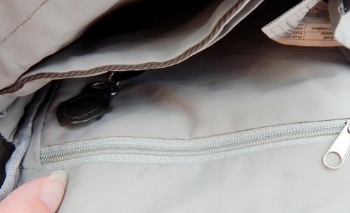 Travelon Anti-Diebstahl Signature gesteppte schmale Tasche olivgrün Umhängetasche 42759 - Bild 8 von 12