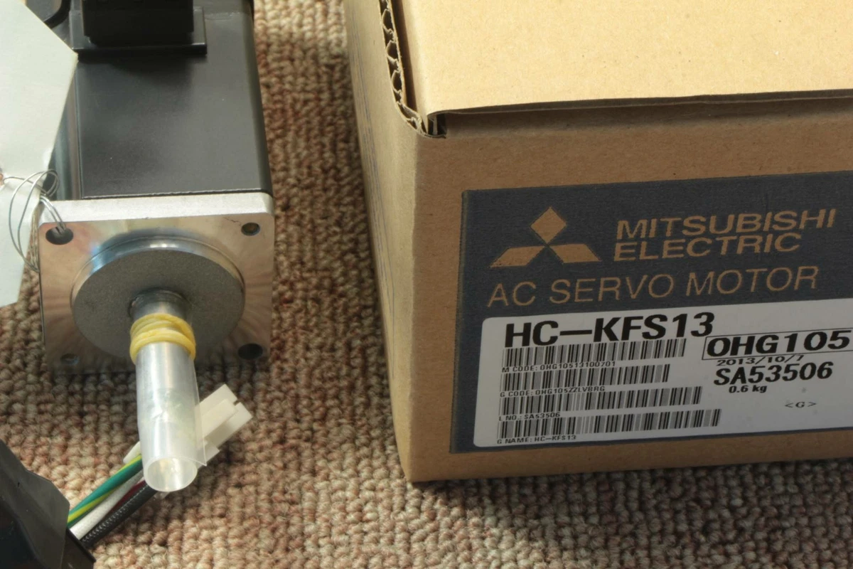 MITSUBUSHI HC-KFS13 Servo Motor One New HCKFS13 Expedited Shipping