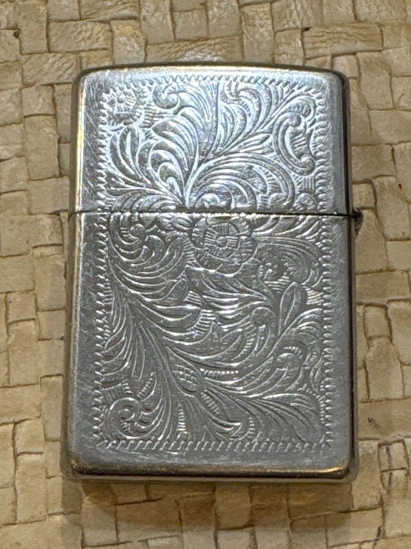 Vintage 1996 Zippo Venetian Chrome Lighter Blank Engraving Panel D XII USA