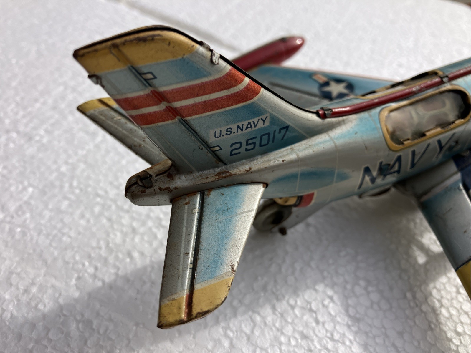 Vintage Japan Y" DEMON MCDONNELL U.S. NAVY 25017 TIN TOY FRICTION PLANE Litho