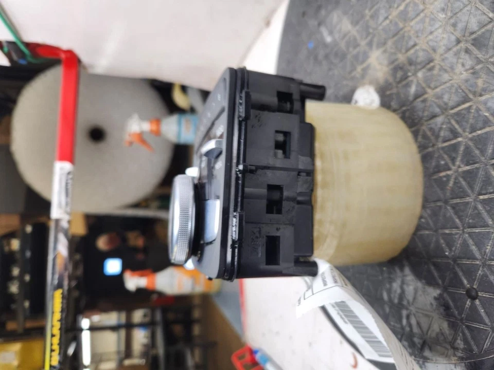 Equipo de audio consola de radio control montada para 17-19 AUDI A4 769581 Foto 3 de 4