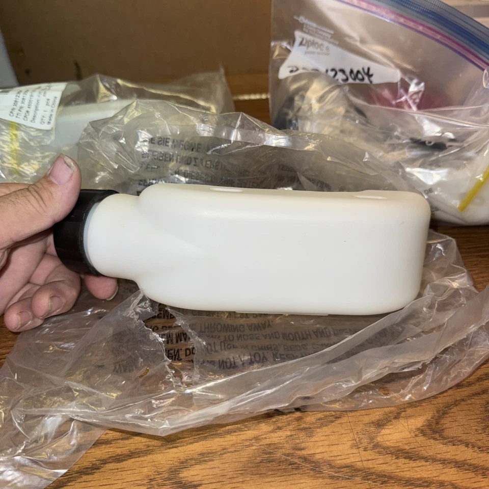 (3) Homelite Ryobi 308181004 Trimmer Fuel Tank Gas . - Image 4 of 4