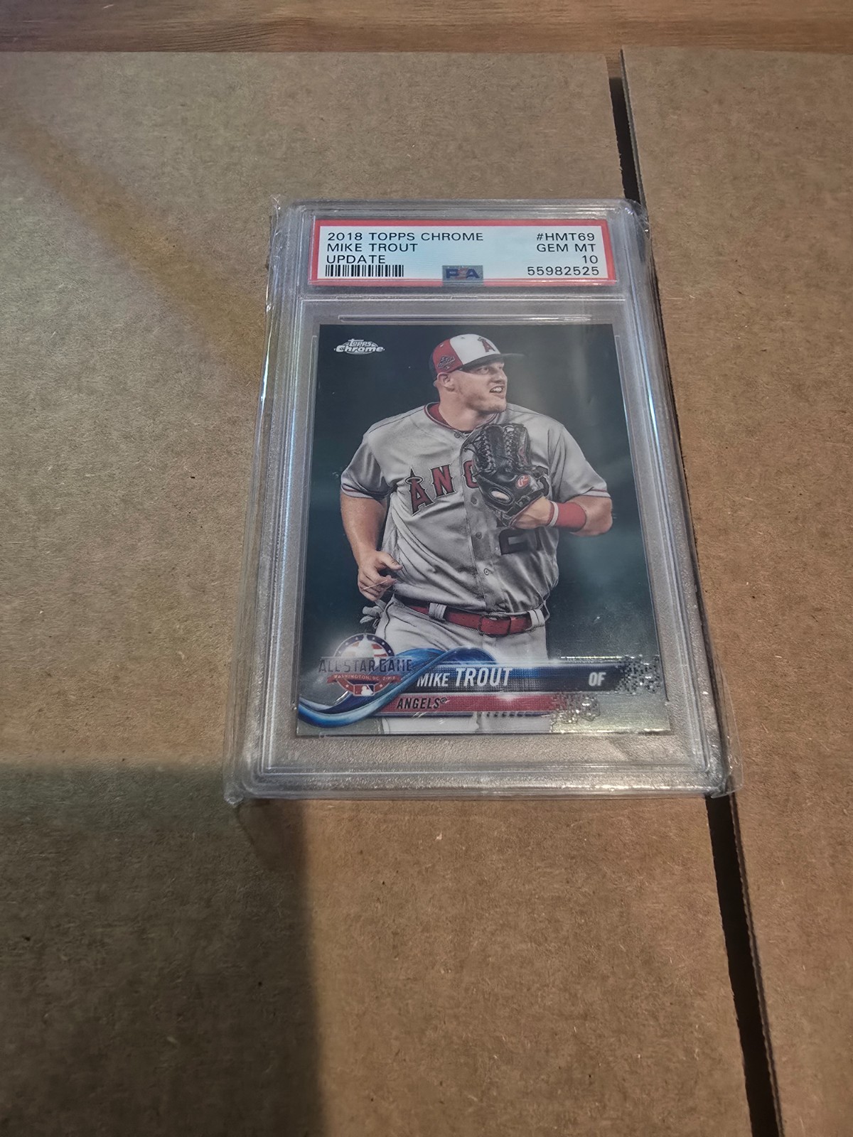 2018 Topps Chrome Update - Mike Trout #HMT69 - PSA 10 GEM MT Angels view 1