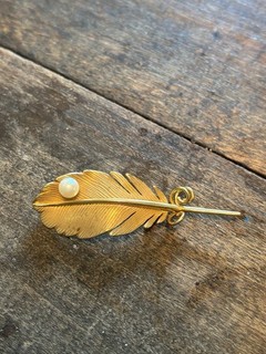 14K Solid Gold and Pearl FEATHER LEAF BROOCH PIN Vintage Signed by Carl Art