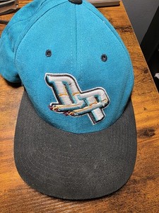 Nike NBA VTG Detroit Pistons Hat Cap Teal Black Adjustable Logo
