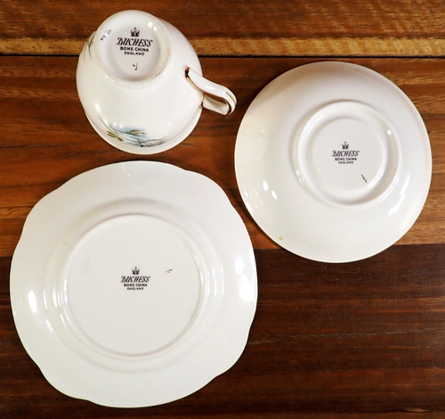 VINTAGE DUCHESS BONE CHINA WHITE ROSE TRIO, TEA CUP SAUCER PLATE MADE IN ENGLAND - Picture 5 of 5