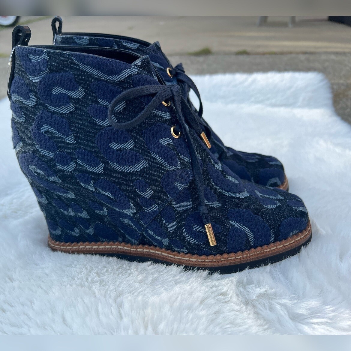Luis Vuitton denim boot size 8 s-l400.jpg main image 2