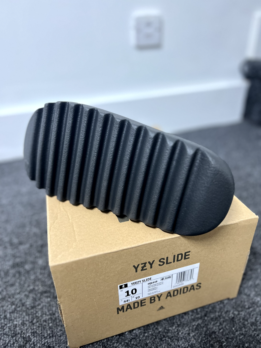 Adidas Yeezy Slides Onyx MULITPLE SIZES Fast 24hr Shipping
