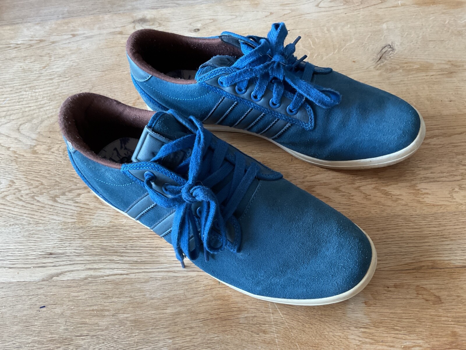 SAOLA scarpe da ginnastica uomo Adidas usate taglia 8 solo post uk