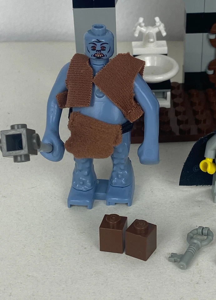 LEGO Harry Potter: Troll on the Loose (4712) 100% Complete No Manual Free Post - Image 2 of 4