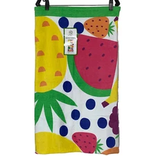 HD Design Fruity Beach Towel measures 28 x 60 inches New