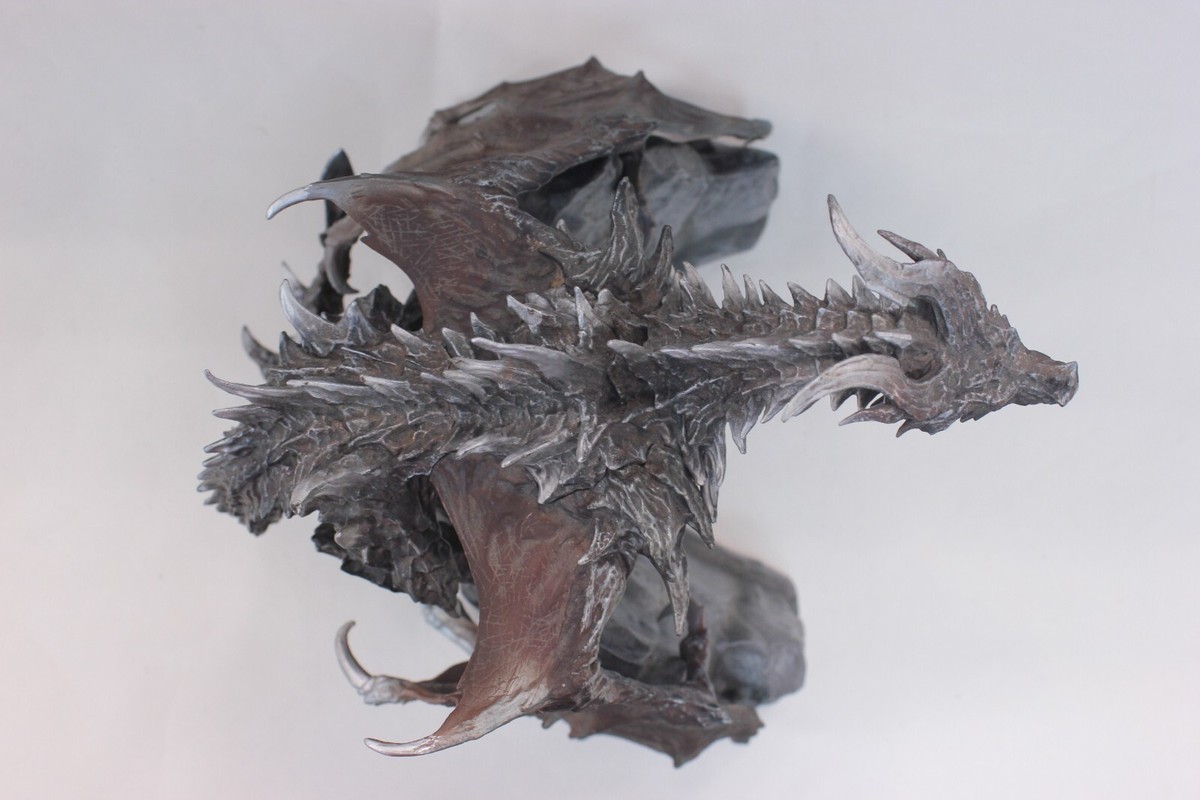 未開封品 SKYRIM ALDUIN DRAGON ドラゴン フィギュア The Elder