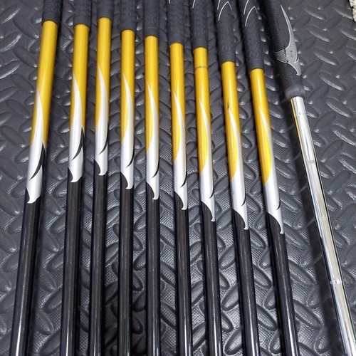 Callaway WARBIRD Men's Golf Club Set RH 10pcs R Flex w/ Bag & Headcovers - Picture 2 of 11
