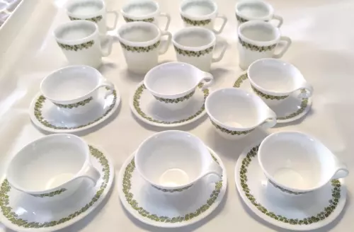 Pyrex Crazy Daisy Spring Blossom 8 Mugs,7 Tea Cups, 6 Saucers Corelle Milk Glass