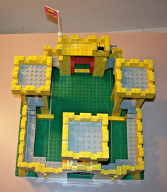 Lego 375/6075 Classic Castle, Complete with Instructions