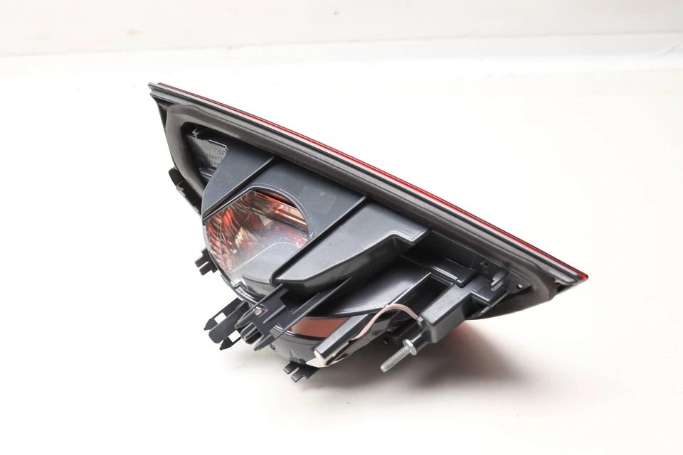 BMW 335I GT XDRIVE 2014-2015 - Luz trasera interior derecha / lámpara 7286034 Foto 2 de 4