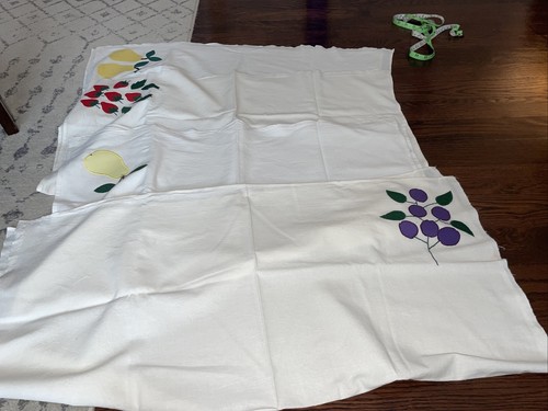 Lot of 4 Vtg Kitchen Towels Cotton Grapes Pear Strawberries - Picture 11 of 11