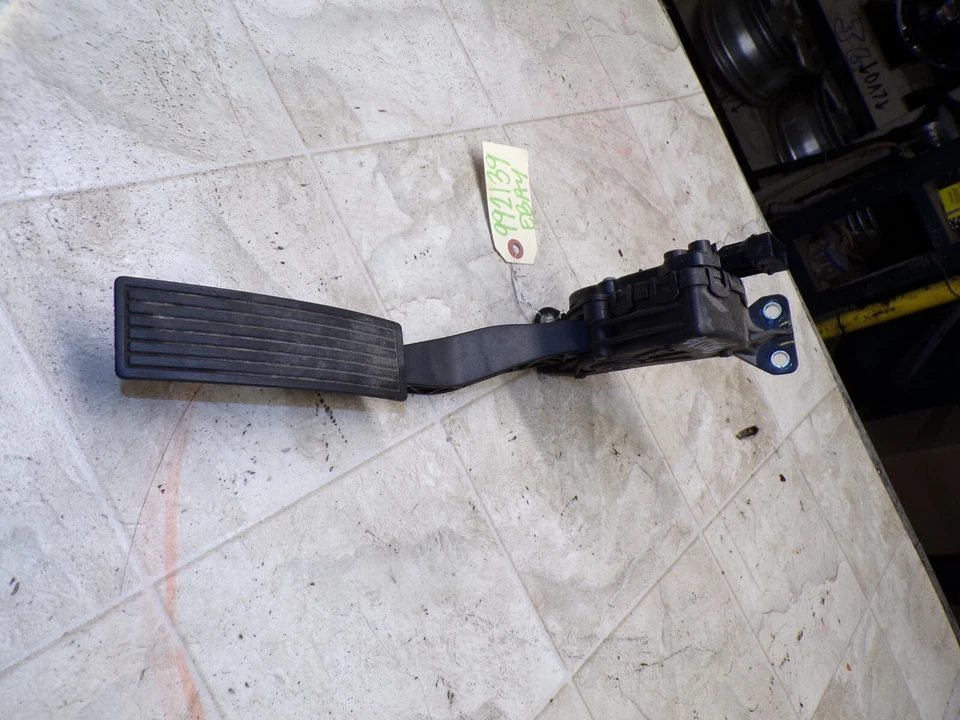 2008-2014 Express 06-14 Savana 1500 2500 3500 acelerador de gasolina pedal id-20827131 Foto 3 de 4