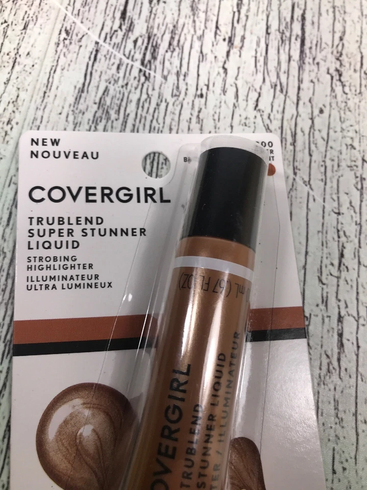 Covergirl Trueblend Super Stunner Liquid Strobing Highlighter Bronze Stunner 200 - Image 2 of 4