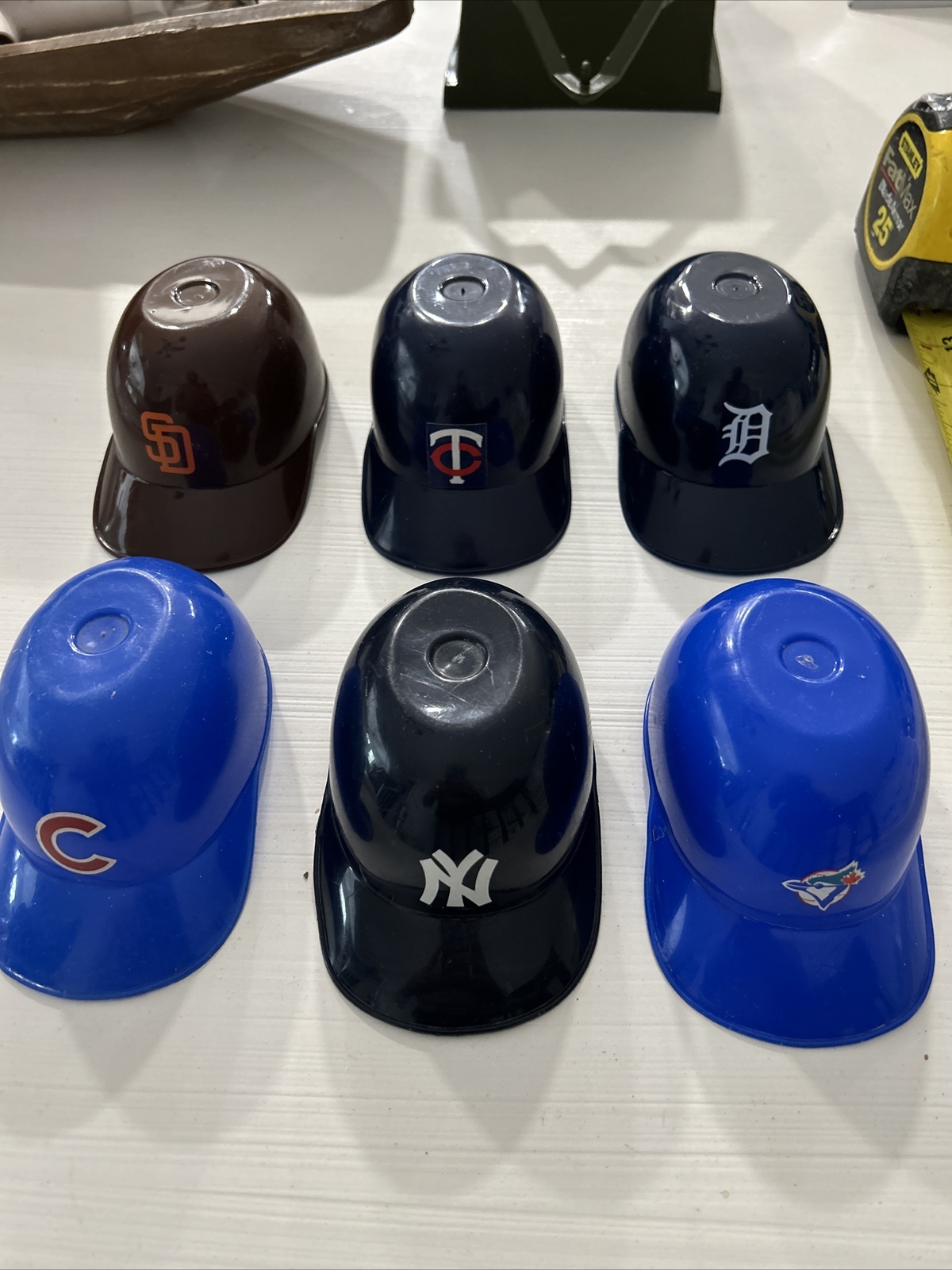RARE VTG 1977Dairy Queen MLB Mini Baseball Helmet Ice Cream Bowls