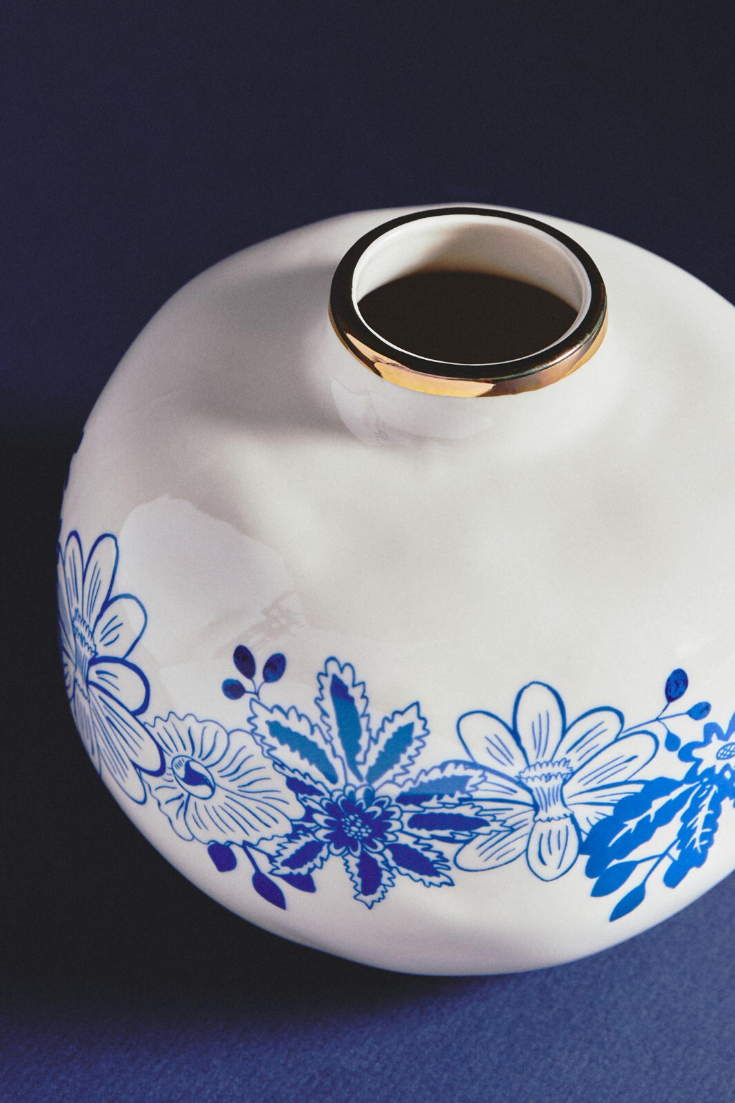 Anthropologie Lauren McIntosh Vase Decor Bird Gold Chinoiserie