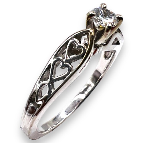 .18ct Natural Diamond 14k White Gold Round Heart Design Promise Solitaire Ring - Picture 6 of 10