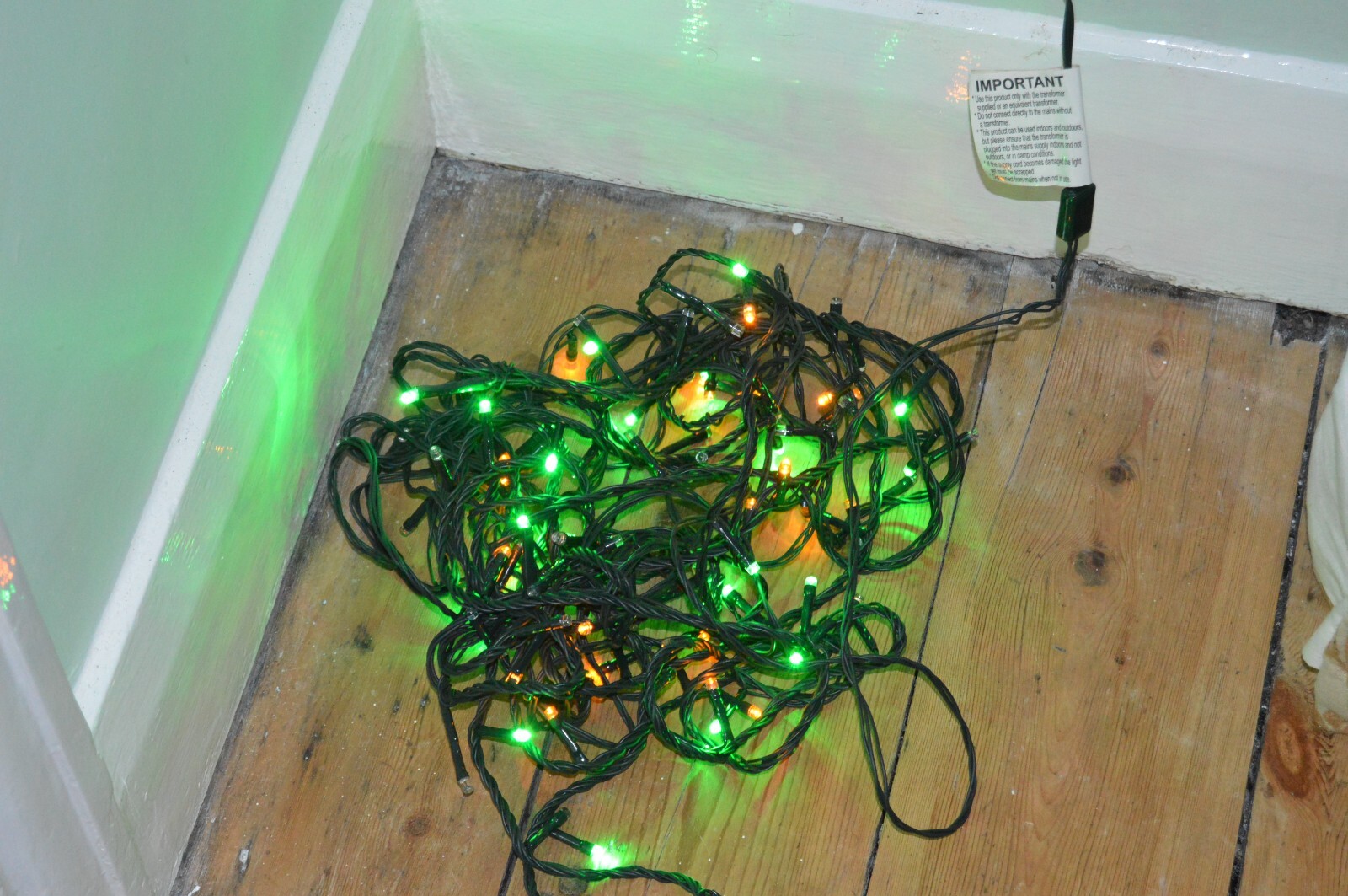 Vintage Multi Coloured & Settings In/Outdoor Flashing Christmas Tree